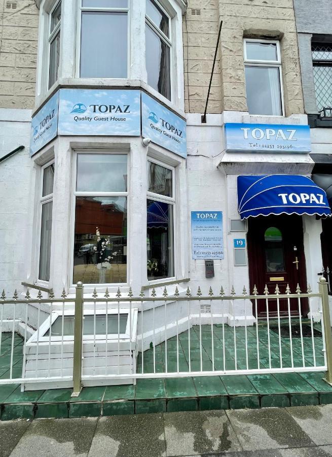 Topaz 블랙풀 외부 사진